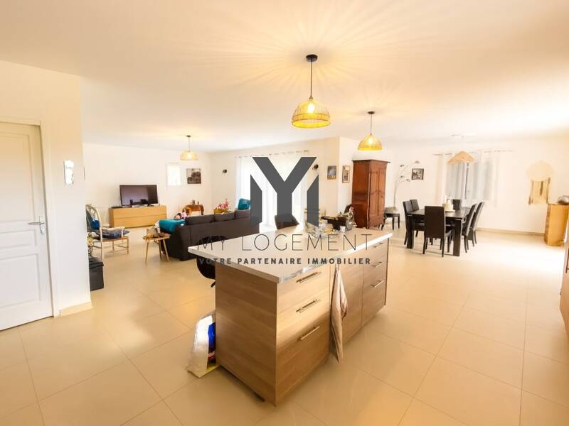 Maison à vendre, 160m², VENTABREN