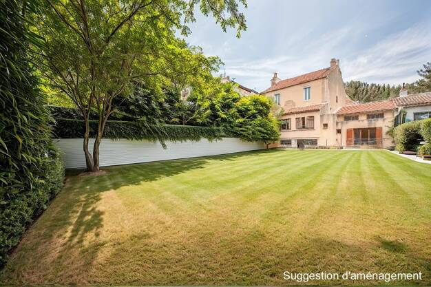 Maison à vendre 300 000 € 5 pièces 4 chambres 137 m² 633 m² de terrain Verduron Marseille 13015