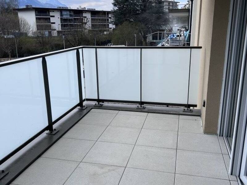 Maison à louer, 61m², CLUSES