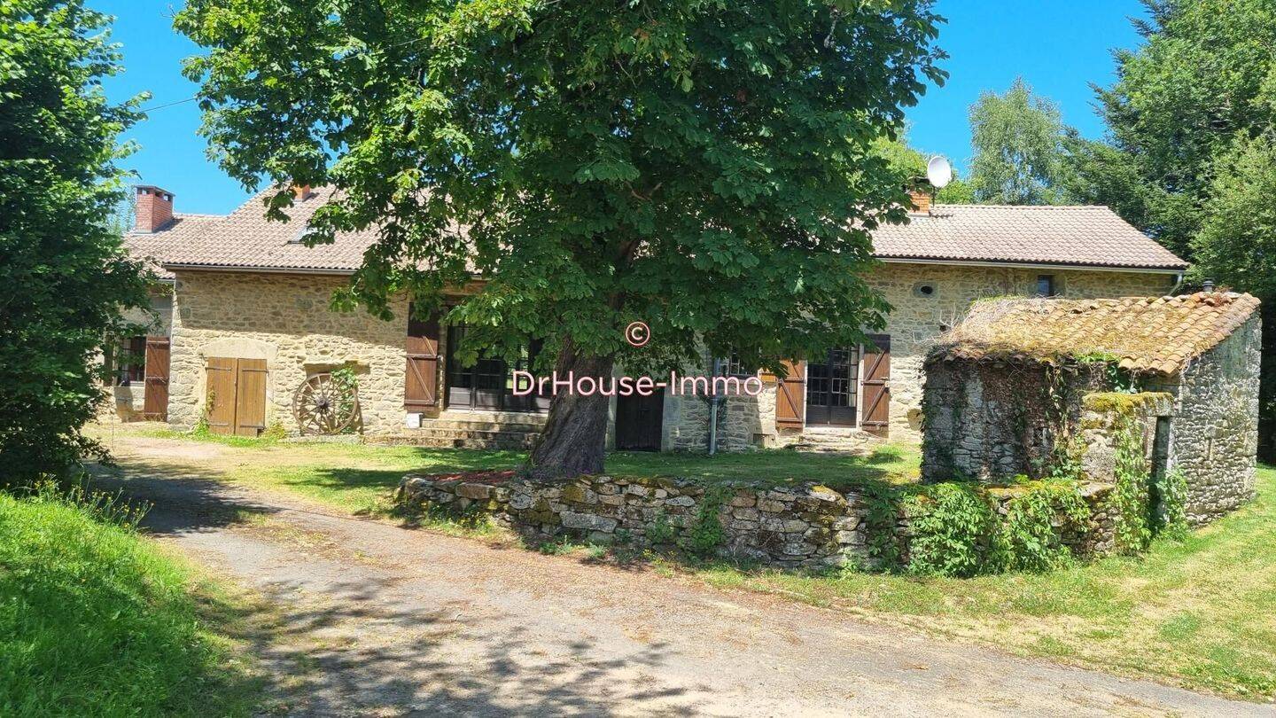 Maison à vendre, 162m², SAINT SAUD LACOUSSIERE