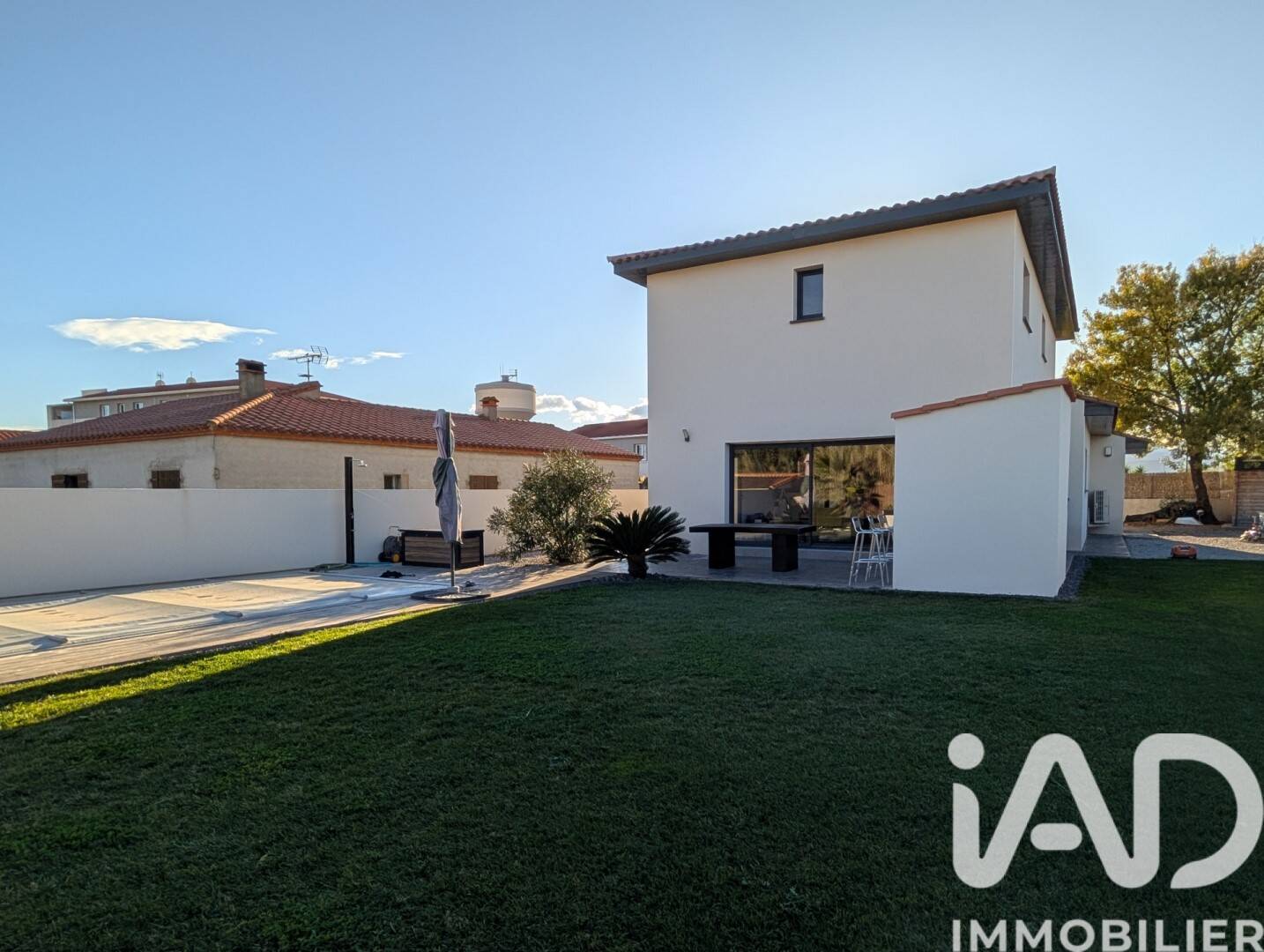 Maison à vendre, 142m², PEZILLA LA RIVIERE