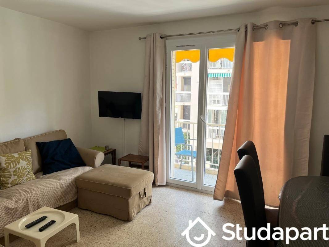 Maison à louer, 80m², ANTIBES