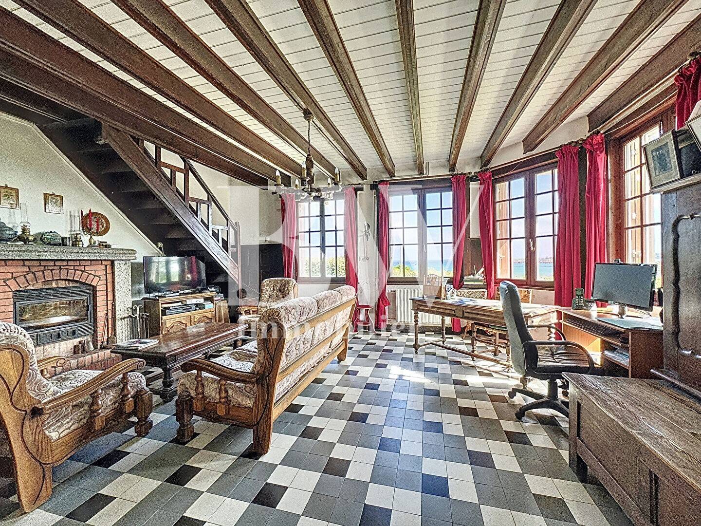 Maison à vendre, 174m², LANDUNVEZ