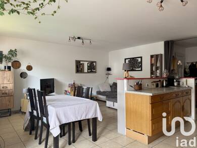 Appartement à vendre 305 000 € 4 pièces 3 chambres 79 m² Étage 2/3 Est Saint-Pierre-en-Faucigny 74800