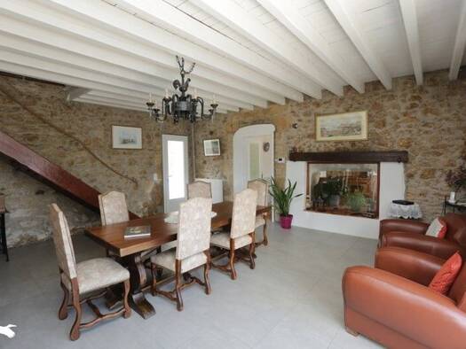 Maison à vendre 319 700 € 4 pièces 3 chambres 200 m² 994 m² de terrain Pujols-sur-Ciron 33210