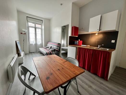 Appartement à vendre 69 900 € 4 pièces 2 chambres 51 m² Étage 1/3 Sainte Catherine Villeneuve-sur-Lot 47300