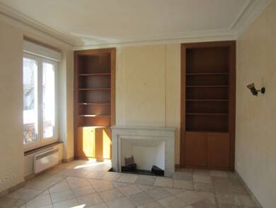 Appartement à louer 536 € 2 pièces 1 chambre 65 m² 2 étages Centre Ville-La Baume-Le Gand Sisteron 04200