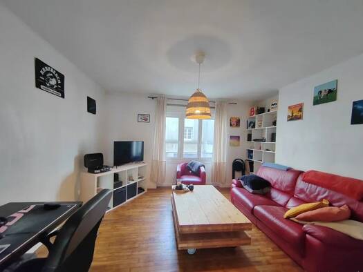 Appartement à louer 630 € 2 pièces 1 chambre 55 m² 1er étage Lambézellec Brest 29200