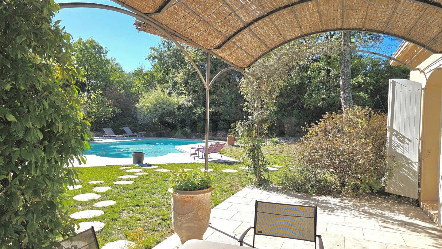 Maison à vendre, 217m², VEZENOBRES