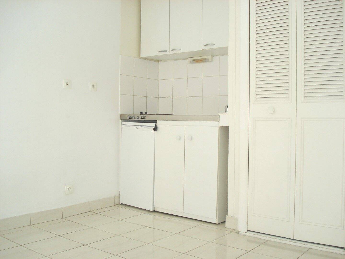 Maison à louer, 17m², LEVALLOIS PERRET