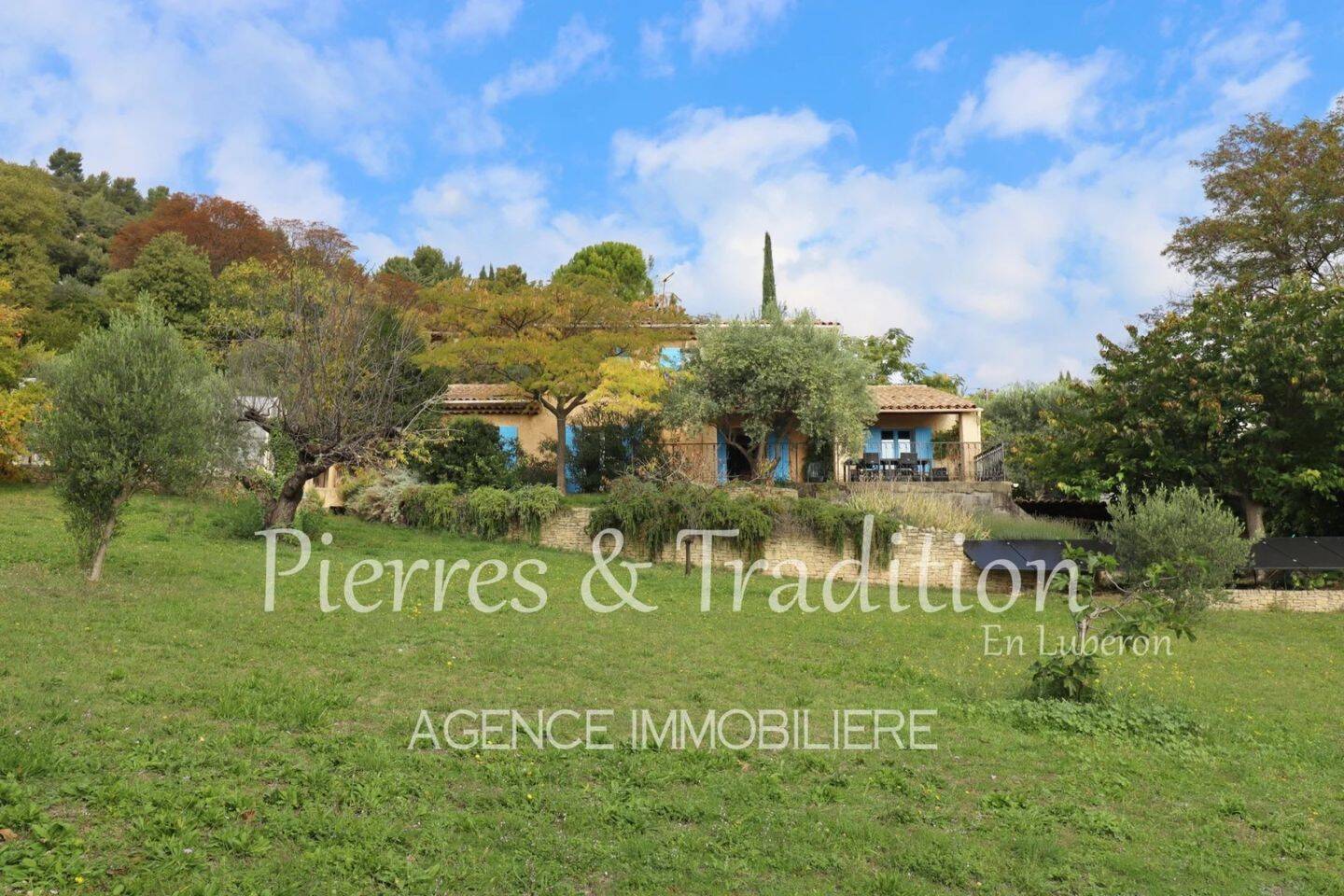 Maison à vendre, 140m², SAINT SATURNIN LES APT