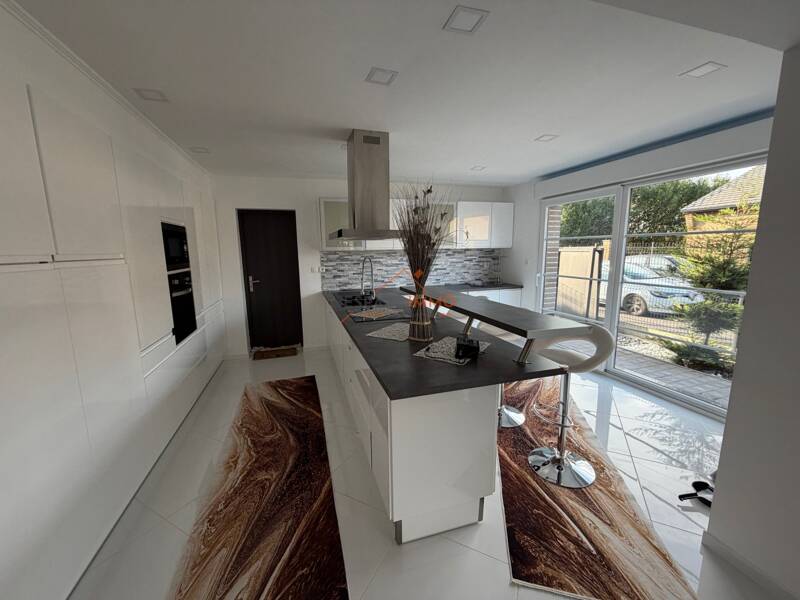 Maison à vendre, 175m², PETITE FORET