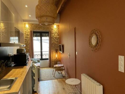 Appartement à louer - logement étudiant 740 € 1 pièce 22 m² Étage 4/5 dès le 25/04/2026 Terreaux Lyon 1er arrondissement 69001