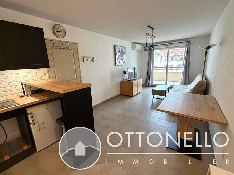 Maison à louer, 42m², ROQUEBRUNE SUR ARGENS