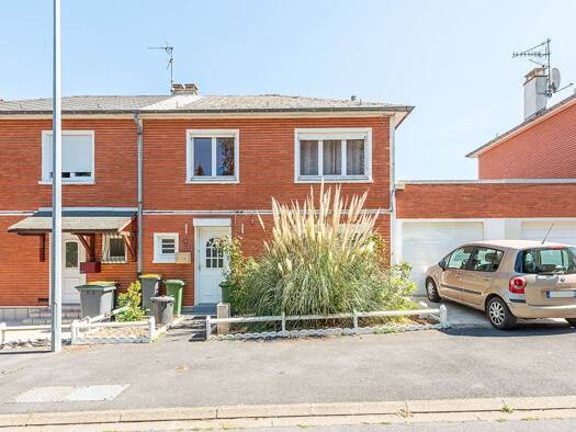 Maison à vendre 126 000 € 5 pièces 3 chambres 80 m² 313 m² de terrain Saint Lâdre-Provence Cambrai 59400