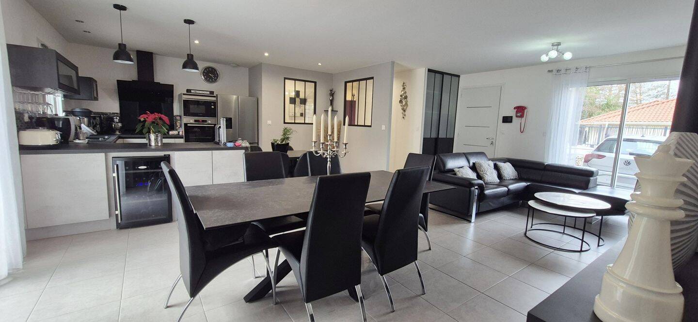 Maison à vendre, 96m², LA CHAPELLE DE LA TOUR