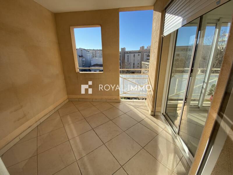 Maison à louer, 62m², TOULON