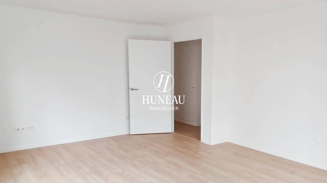 Maison à louer, 64m², NANTERRE