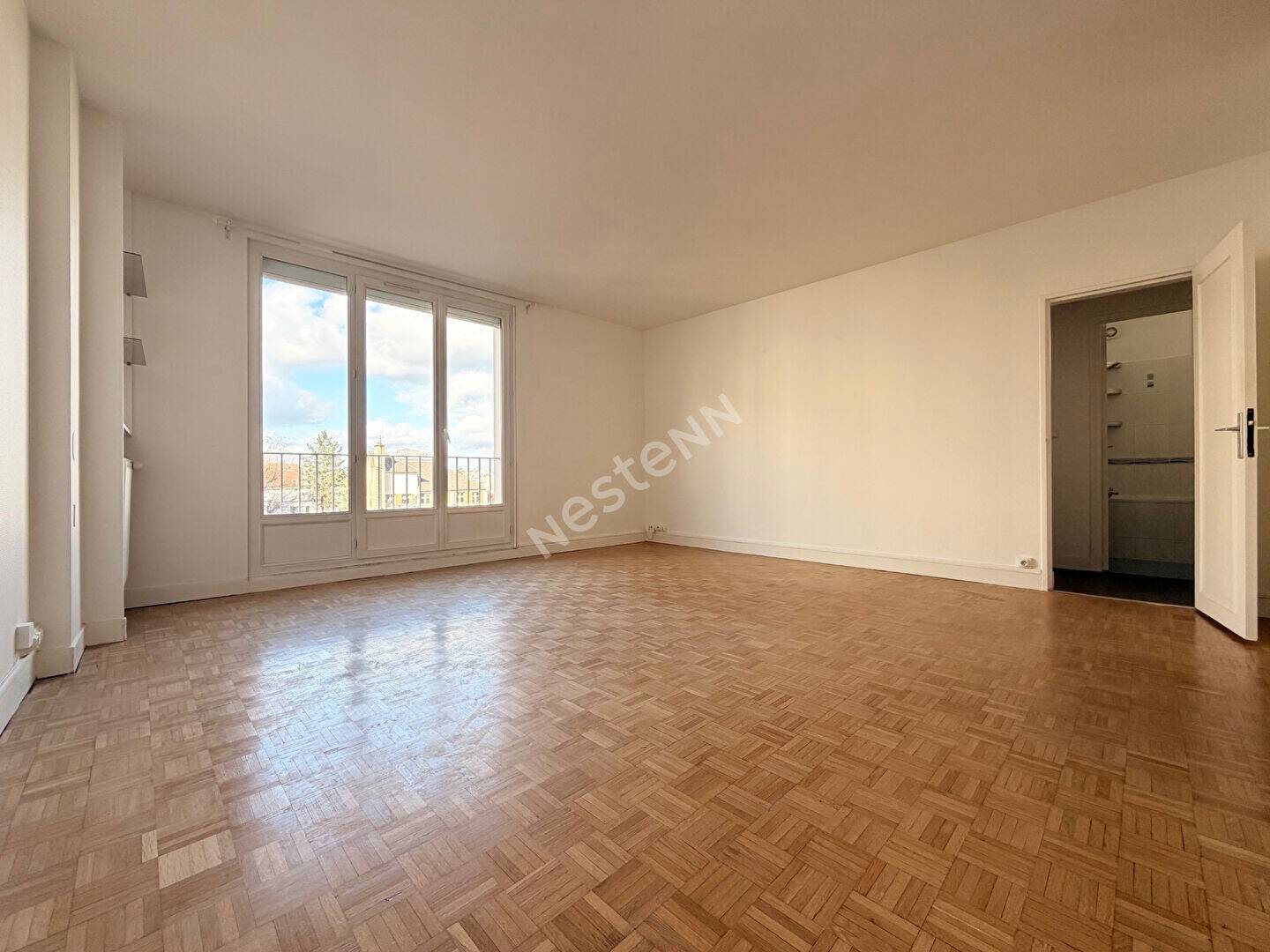 Maison à louer, 49m², COURBEVOIE