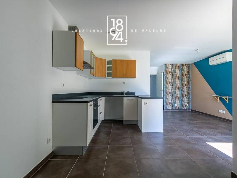 Maison à vendre, 44m², EYGUIERES