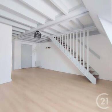 Duplex à louer 850 € 3 pièces 2 chambres 56,6 m² 2ème étage Auray 56400