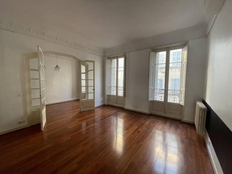 Maison à louer, 90m², MARSEILLE 6E