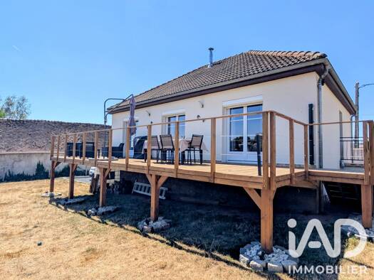 Maison de plain-pied à vendre 185 000 € 3 pièces 2 chambres 74 m² 600 m² de terrain Lachapelle-aux-Pots 60650