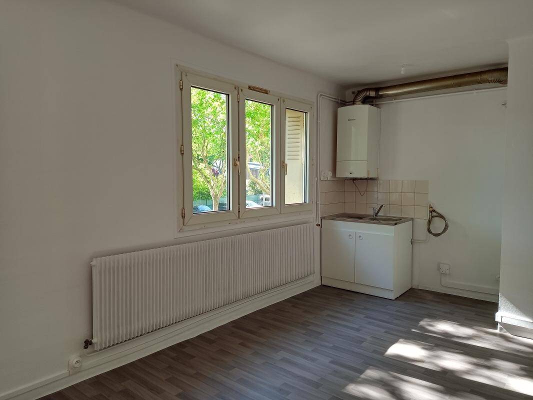 Maison à louer, 24m², VALENCE