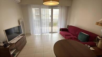 Appartement à vendre 159 000 € 2 pièces 1 chambre 40 m² Étage 1/3 Nord Pegomas 06580