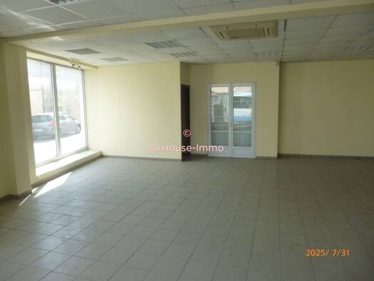 Espace bureau à vendre 255 000 € 700 m² de bureaux Foirail Bergerac 24100