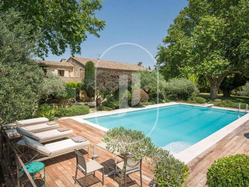 Maison à vendre, 450m², EYGALIERES