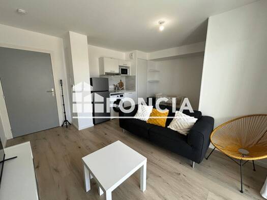 Appartement à louer 595 € 2 pièces 1 chambre 32,5 m² RDC Peripherie Saint-Jean-de-Monts 85160