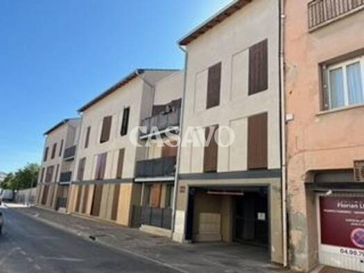 Appartement à vendre 273 000 € 4 pièces 3 chambres 74 m² Étage 3/3 Peyriere Pertuis 84120