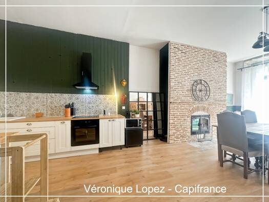 Appartement à vendre 119 000 € 4 pièces 2 chambres 108 m² Étage 1/3 Sainte Catherine Villeneuve-sur-Lot 47300