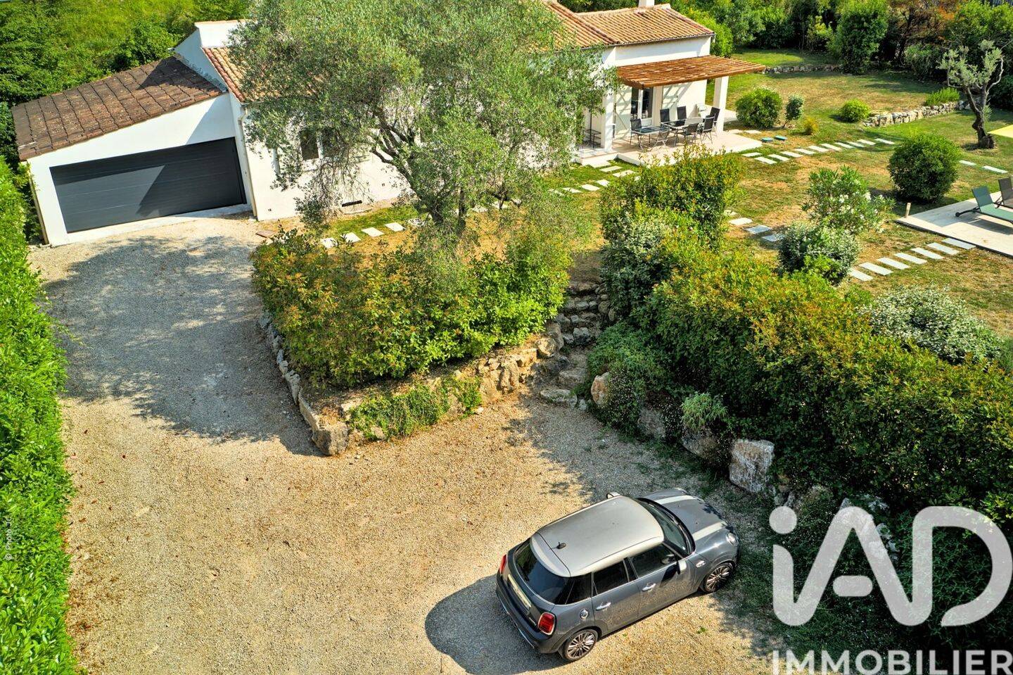 Maison à vendre, 132m², CHATEAUNEUF DE GRASSE