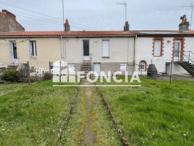 Maison à louer 600 € 2 pièces 1 chambre 55 m² Lorraine Cholet 49300