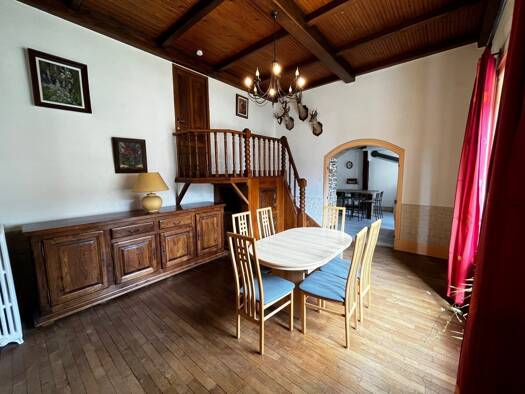 Maison à vendre 265 000 € 7 pièces 4 chambres 179 m² 1 006 m² de terrain Valentigney 25700