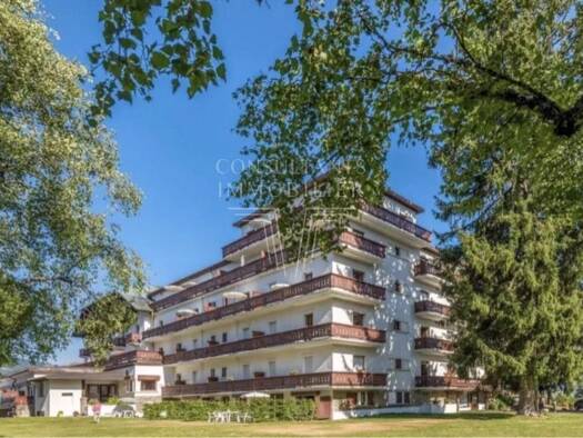 Boutique à vendre 2 000 € 35 m² de surface de vente Megève 74120