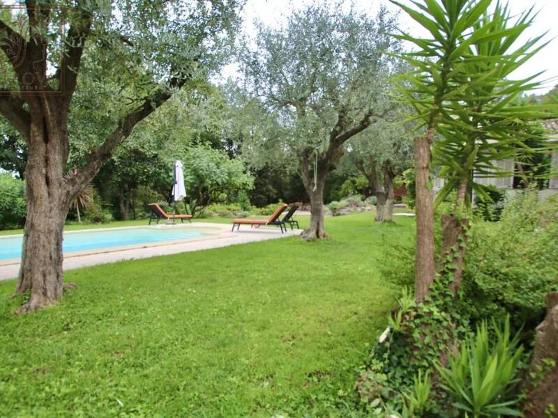 Maison à louer, 176m², TOURRETTES SUR LOUP