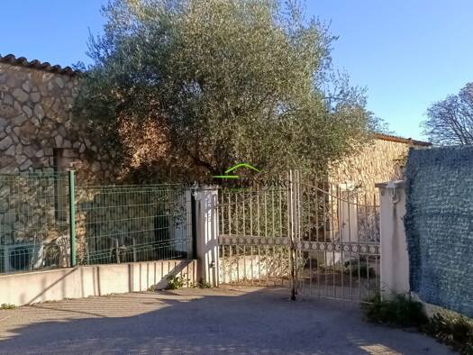 Maison de plain-pied à vendre 411 730 € 3 pièces 2 chambres 76 m² 500 m² de terrain Cabris 06530