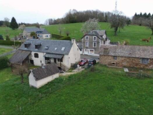 Ferme à vendre 129 000 € 4 pièces 3 chambres 80 m² 1 639 m² de terrain Lagarde-Marc-la-Tour 19150