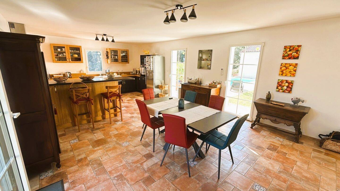 Maison à vendre, 200m², SAINT FORTUNAT SUR EYRIEUX
