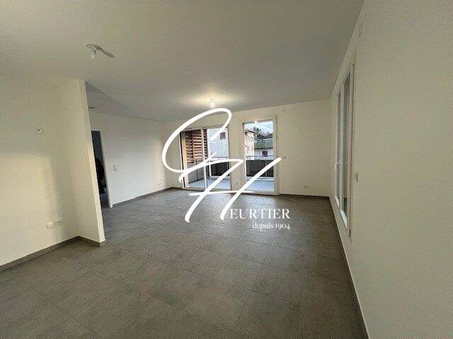 Maison à louer, 46m², SAINT ETIENNE DE SAINT GEOIRS
