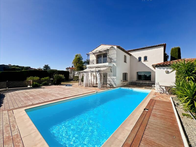 Maison à louer, 180m², NICE