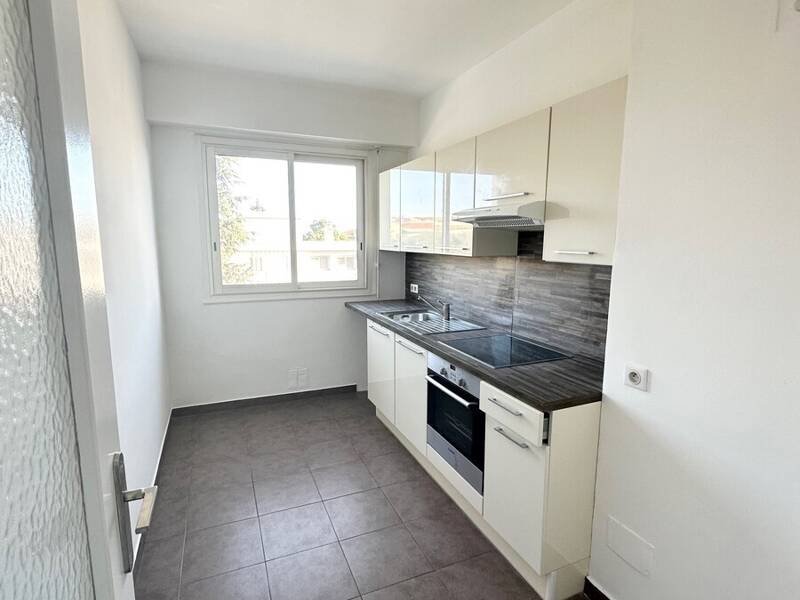 Maison à louer, 49m², NICE