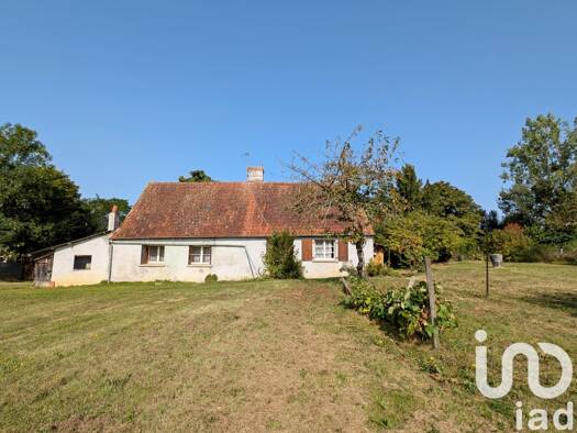 Maison à vendre 66 000 € 7 pièces 4 chambres 132 m² 6 633 m² de terrain Montipouret 36230