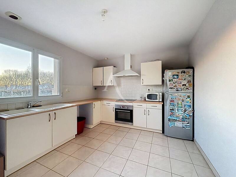 Maison à louer, 98m², CORZE