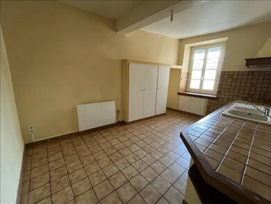 Immeuble à vendre 181 050 € 384 m² La Bastide de Serou 09240