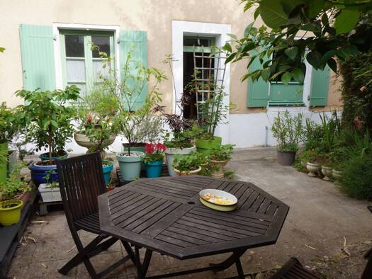 Triplex à vendre 145 000 € 4 pièces 2 chambres 66 m² RDC Trois Quartiers-Centre Ville Poitiers 86000