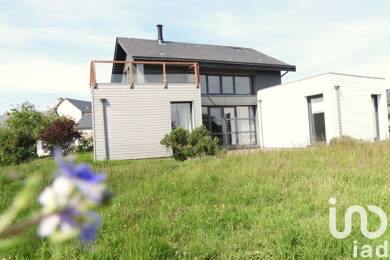 Maison à louer 1 700 € 6 pièces 4 chambres 169 m² 1 000 m² de terrain Cauville-sur-Mer 76930